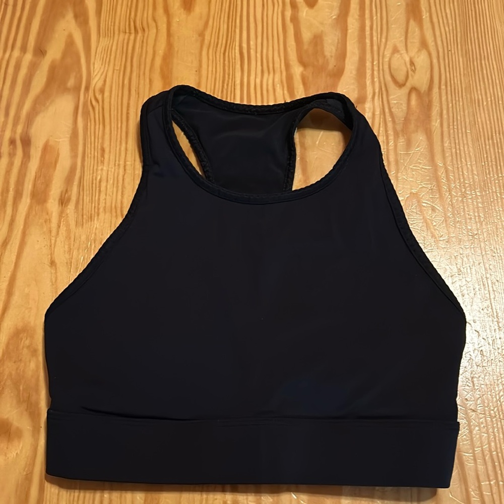FABLETICS black sports bra
